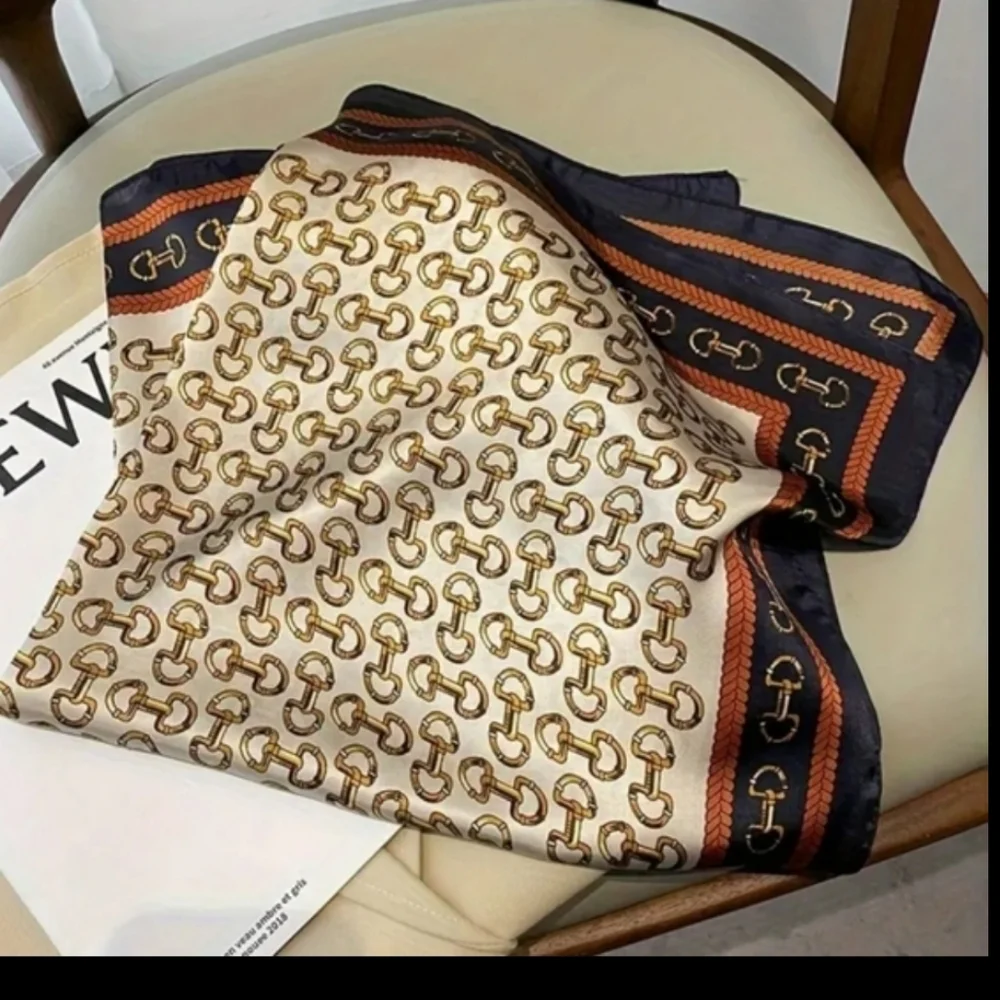 CHAIN PATTERN FASHION  SCARF  NAVY GOLD